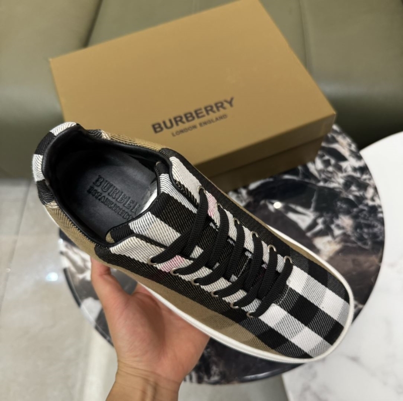 Burberry Sneakers